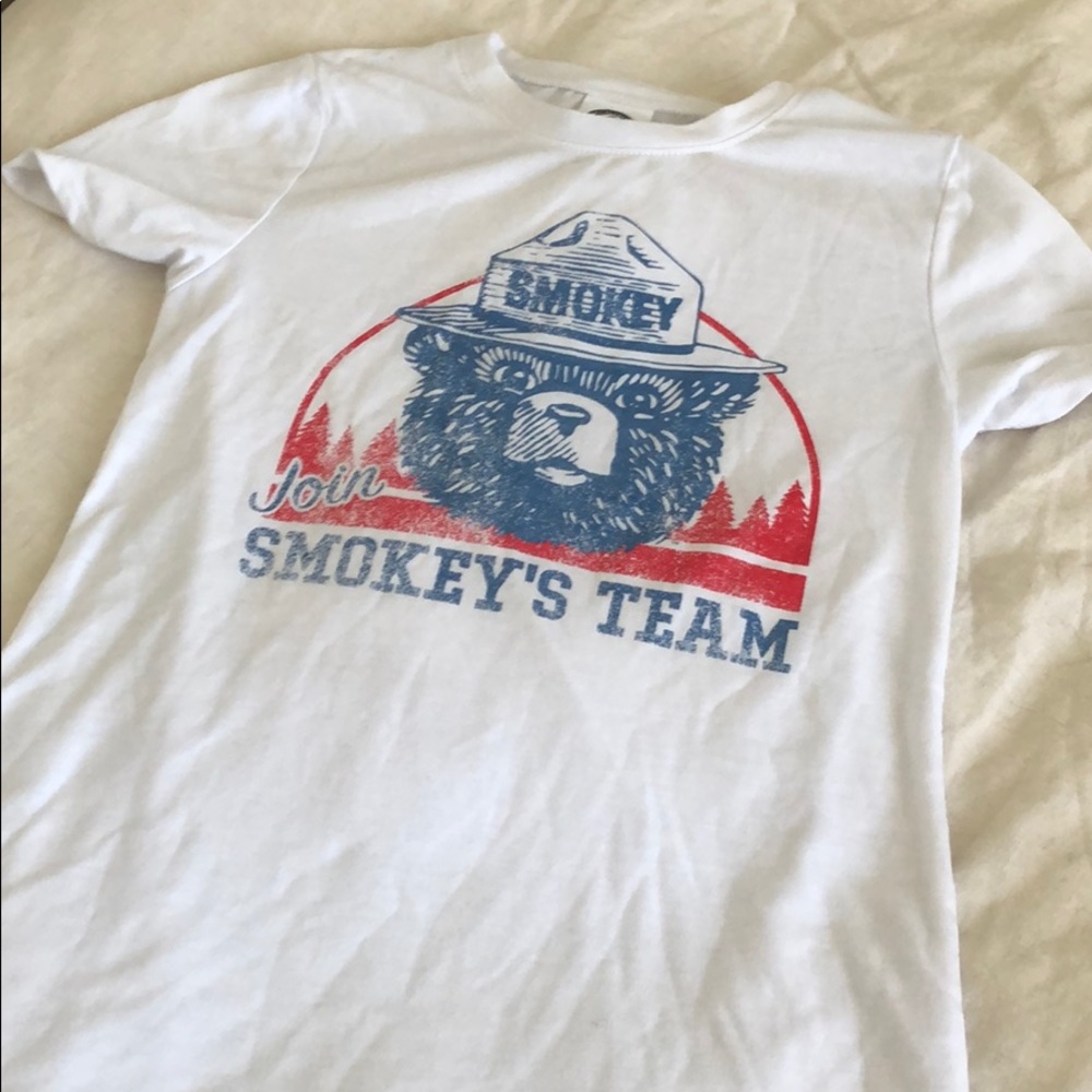 Smokey the bear white tee